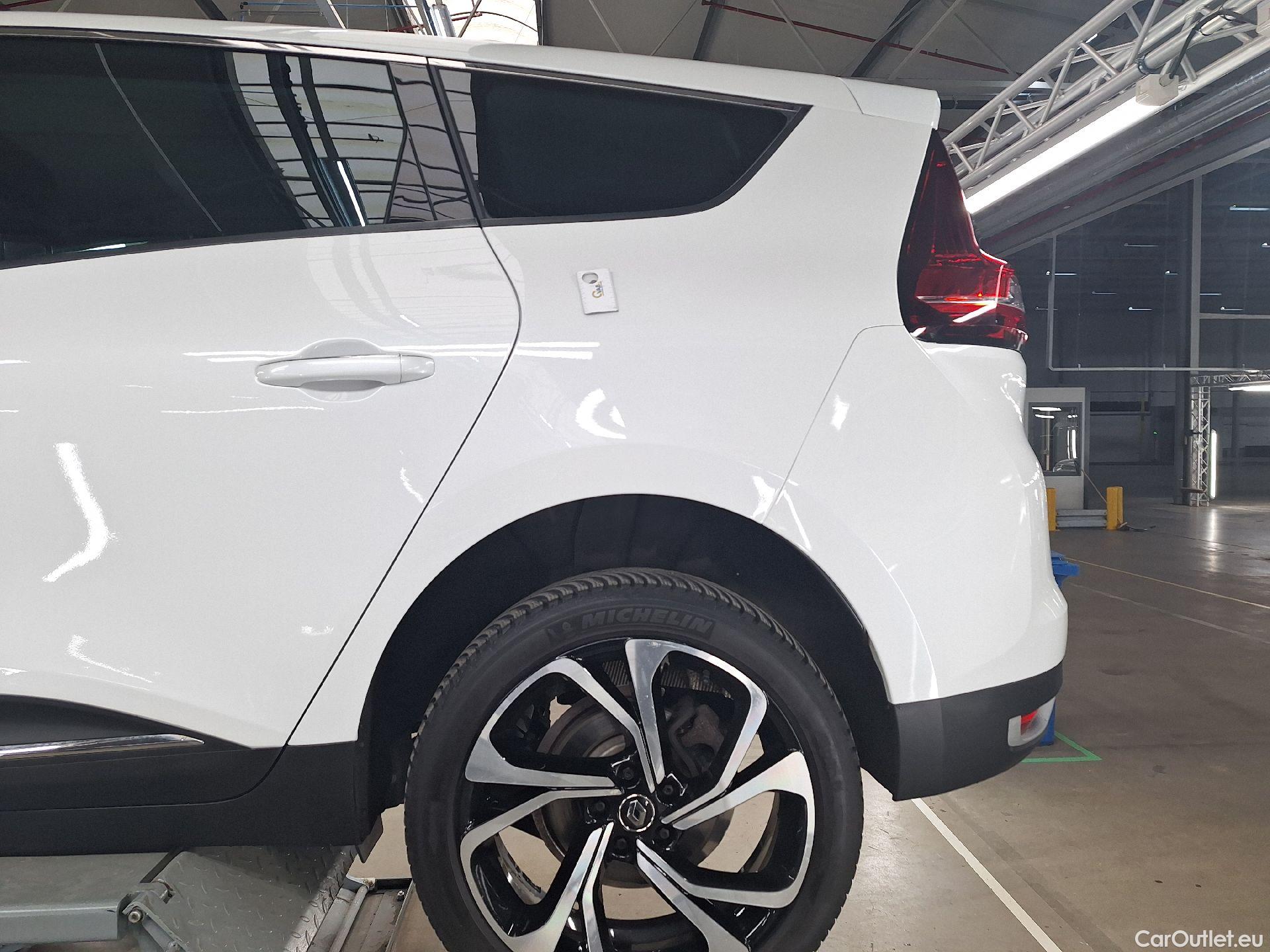  Renault  Grand Scenic Renault, Gr.Scénic '16, Renault Grand Scénic Blue dCi 120 EDC Bose Edition 7pl #17