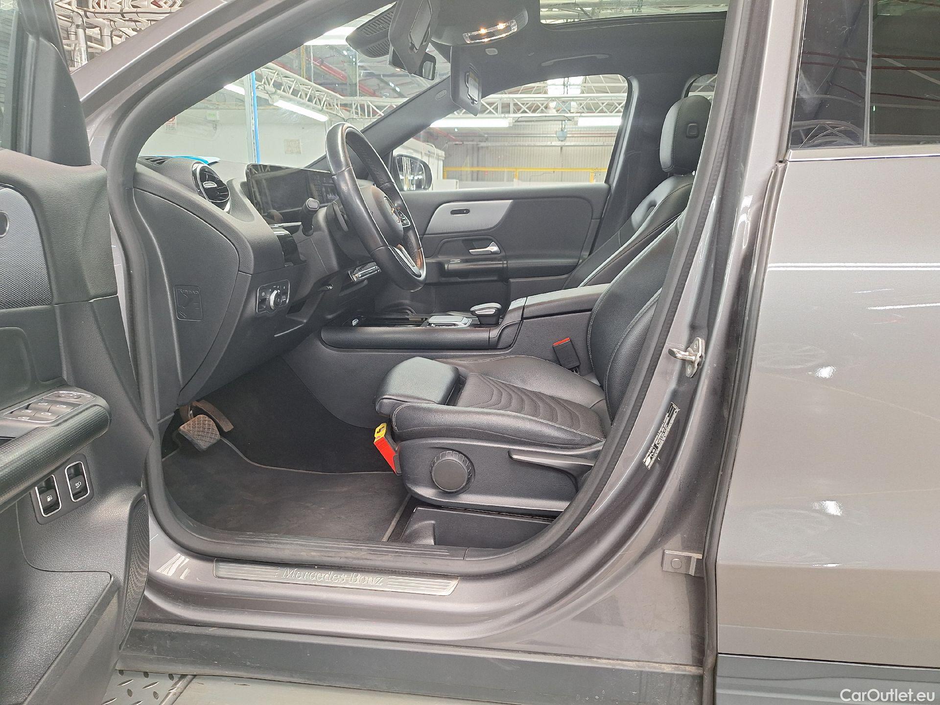  Mercedes  GLA Mercedes,  '20 PHEV, Mercedes-Benz   250e Business Solution 5d #34