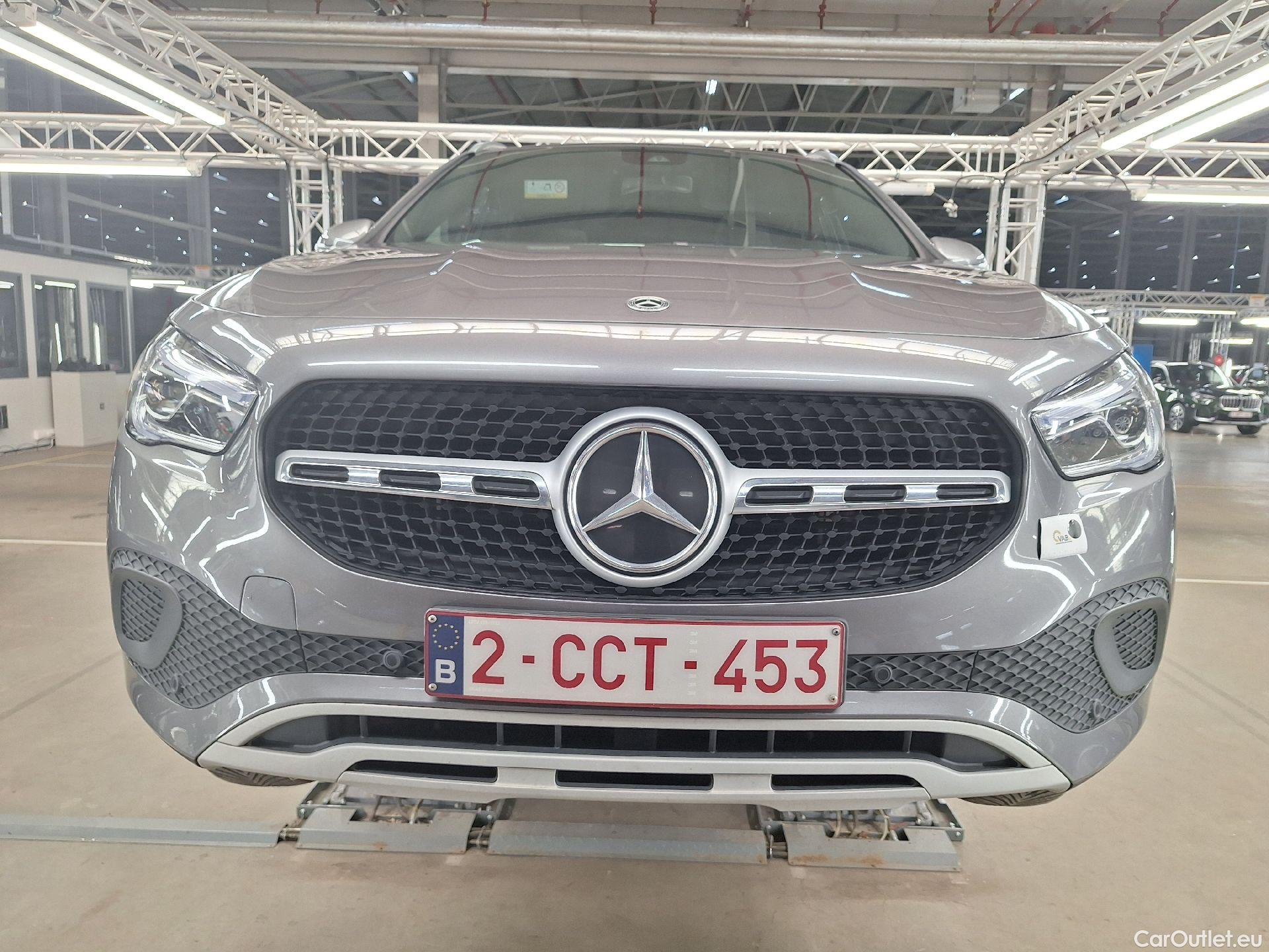  Mercedes  GLA Mercedes,  '20 PHEV, Mercedes-Benz   250e Business Solution 5d #29