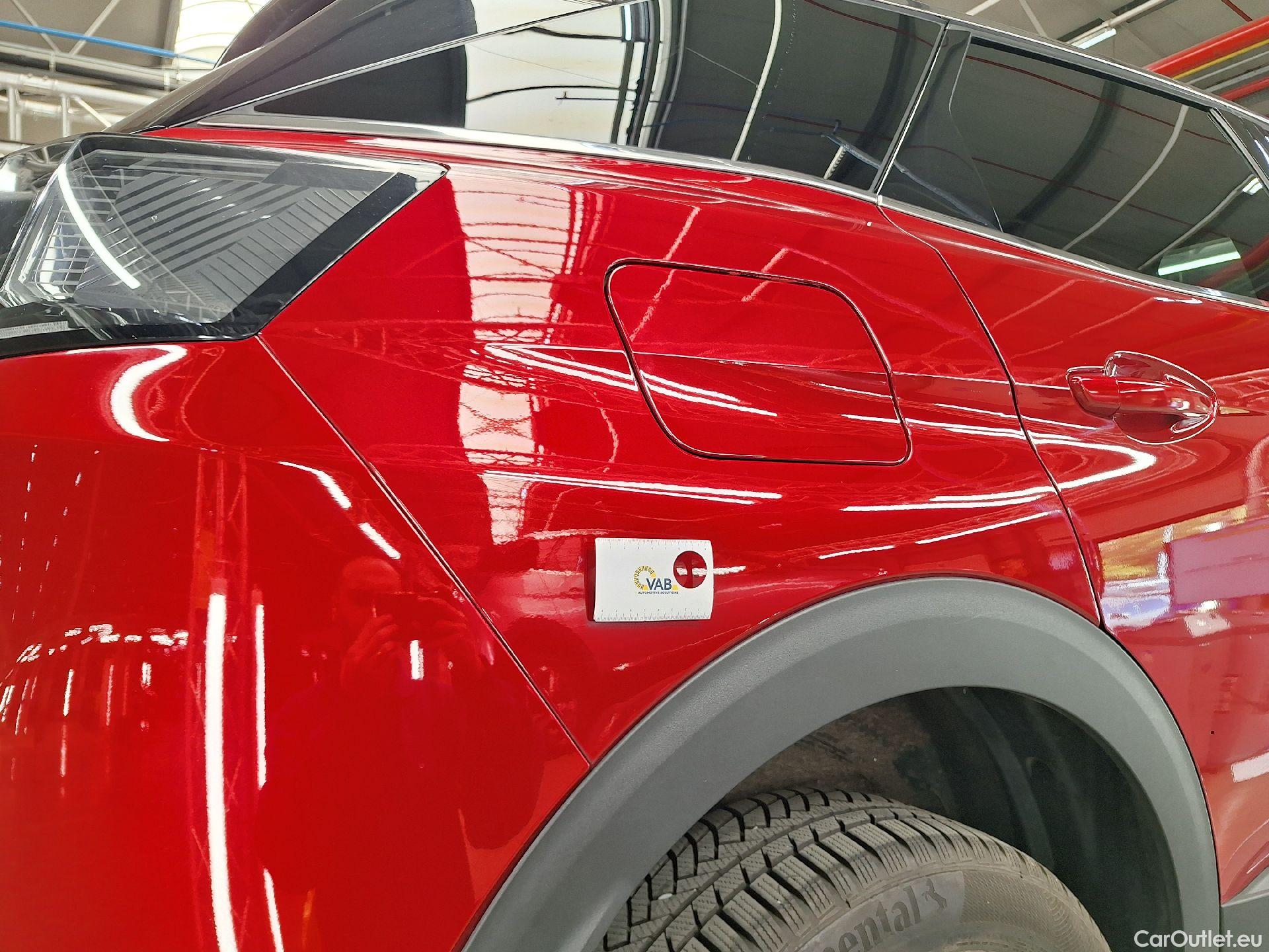  Peugeot  3008 Peugeot,  '16, Peugeot  Hybrid 225 e-Auto8 GT 5d #18