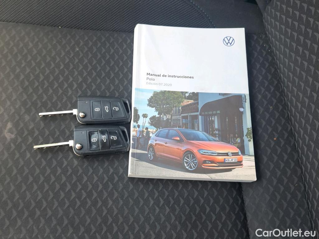  Volkswagen  Polo VOLKSWAGEN  / 2017 / 5P / berlina con portón United 1.0 TSI 81kW (110CV)(SP) #36