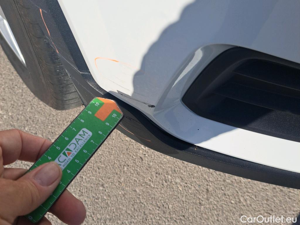  Volvo  XC 40 VOLVO XC40 / 2017 / 5P / todoterreno 1.5 T2 Momentum Pro Auto #13