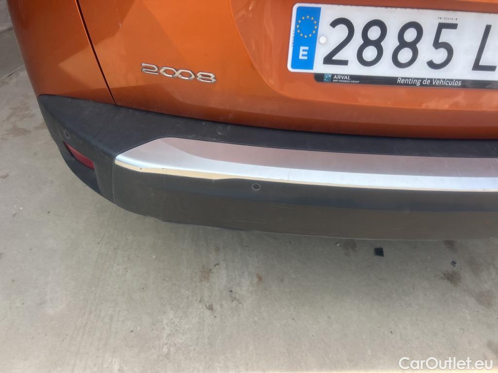  Peugeot  2008 PEUGEOT  / 2019 / 5P / todoterreno Active BlueHDI 81kW (110CV) #25