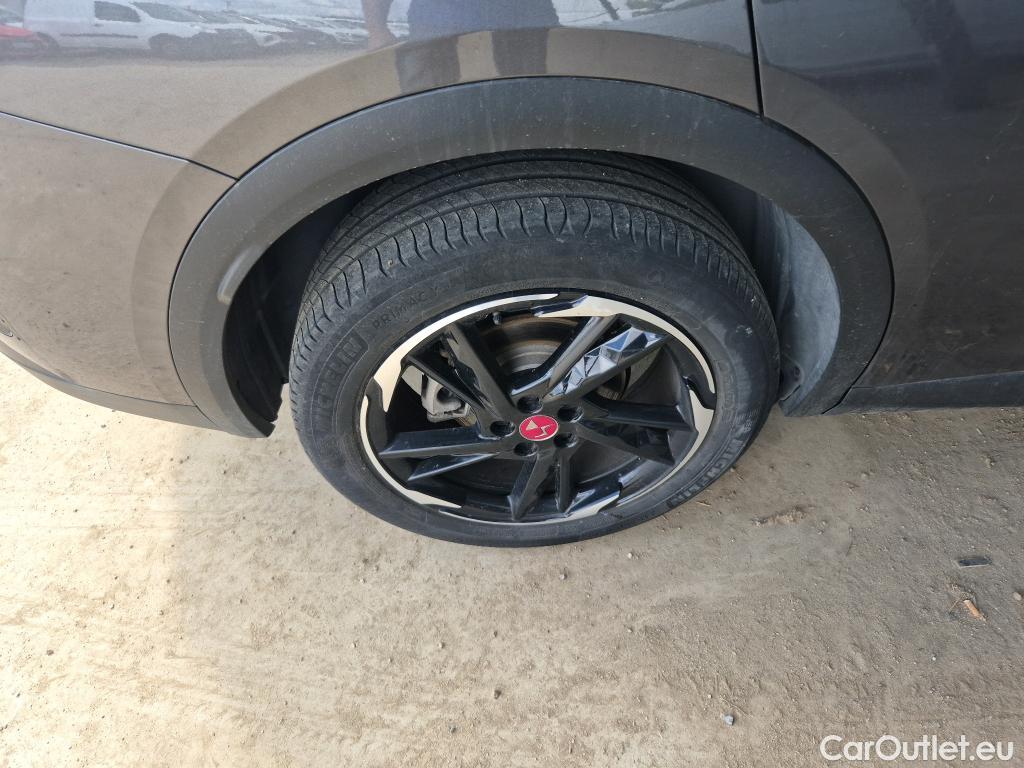  DS  DS7 DS DS 7 Crossback / 2017 / 5P / todoterreno BlueHDi DE 96kW (130CV) AT. PERF.LINE #14