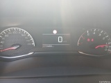  Peugeot  2008 PEUGEOT  / 2019 / 5P / todoterreno Allure BlueHDI 81kW (110CV) #4