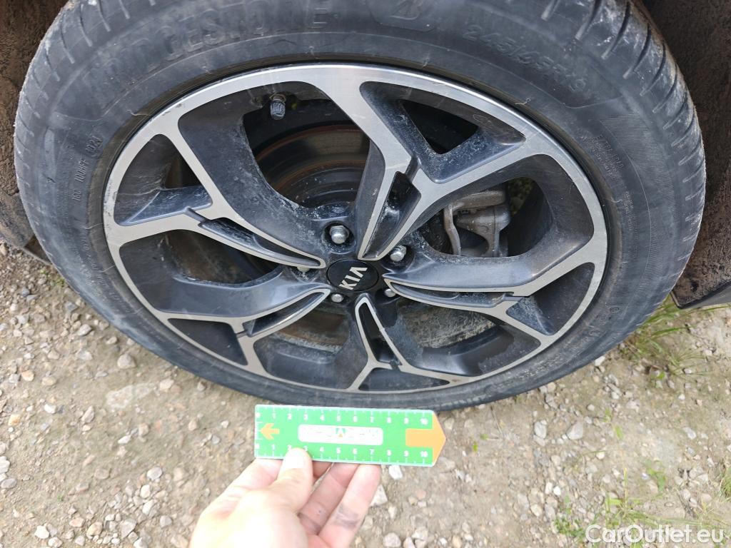  KIA  Sportage KIA  / 2018 / 5P / todoterreno 1.6 MHEV GT Line Essential 136CV DCT 4X2 #86