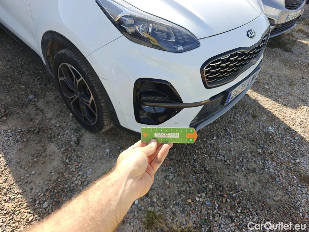  KIA  Sportage KIA  / 2018 / 5P / todoterreno 1.6 MHEV GT Line Essential 136CV DCT 4X2 #65