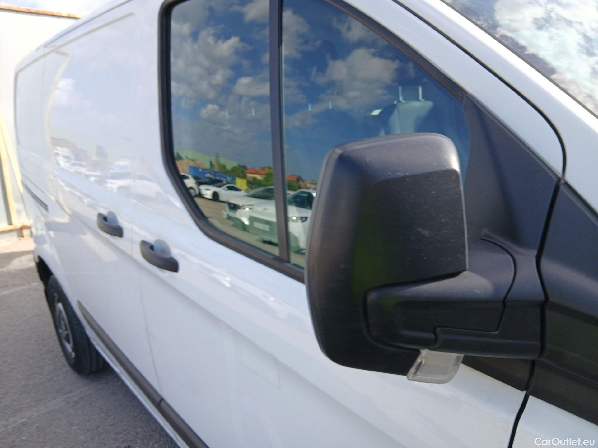  Ford  Transit FORD  Custom / 2012 / 4P / furgón Van 2.0 TDCI 77kW 280 L1 Ambiente #48
