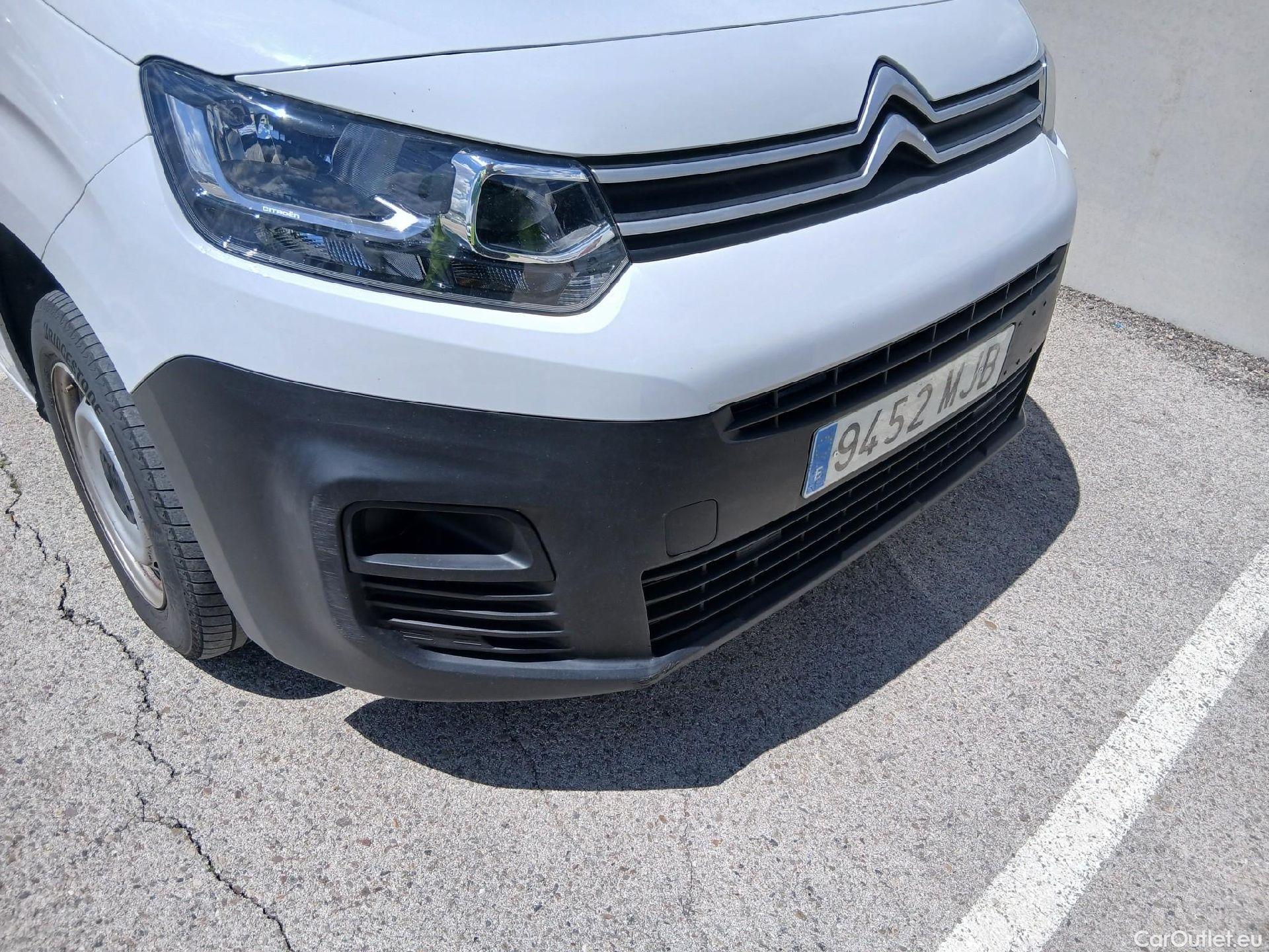  Citroen  Berlingo CITROEN  / 2018 / 4P / furgón derivado de turismo Talla M BlueHDi 100 #8