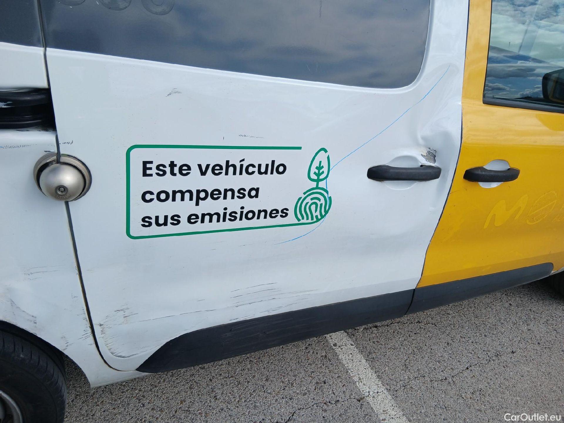  Renault  EXPRESS RENAULT  / 2021 / 4P / furgón derivado de turismo Confort 1.5 Blue dCi 70 kW (95 cv) #39