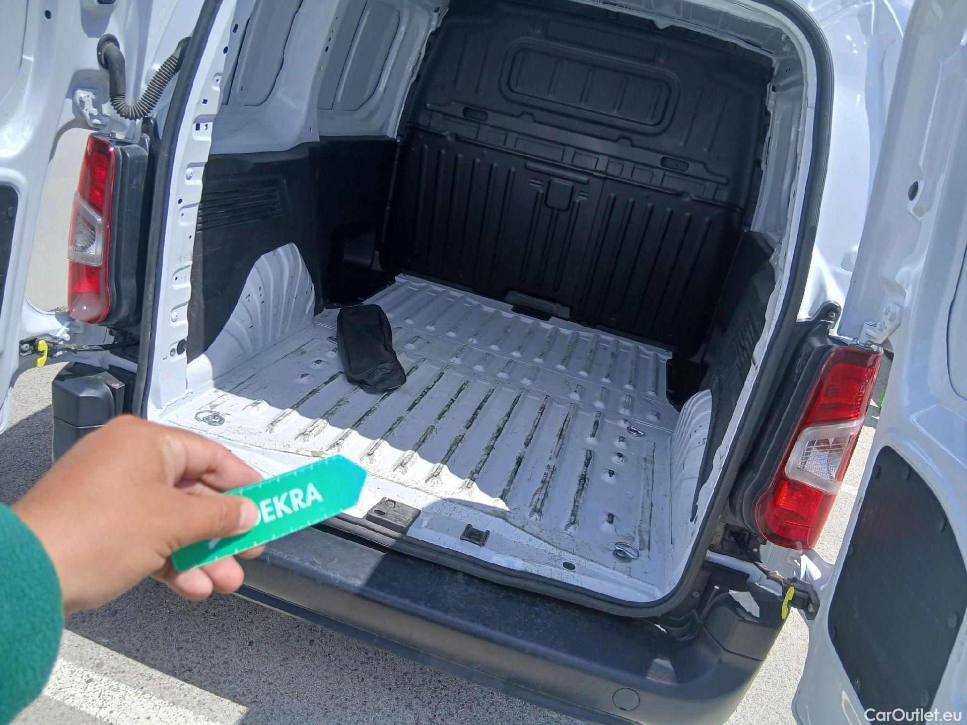  Citroen  Berlingo CITROEN  / 2018 / 4P / furgón derivado de turismo Talla M BlueHDi 100 #1