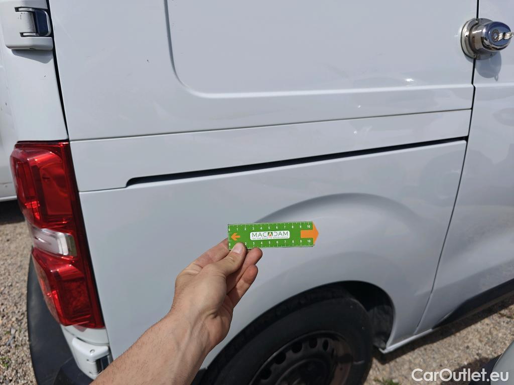  Opel  Vivaro OPEL  / 2019 / 4P / furgón 1.5 BlueHDi 74kW (100CV) M Std #50