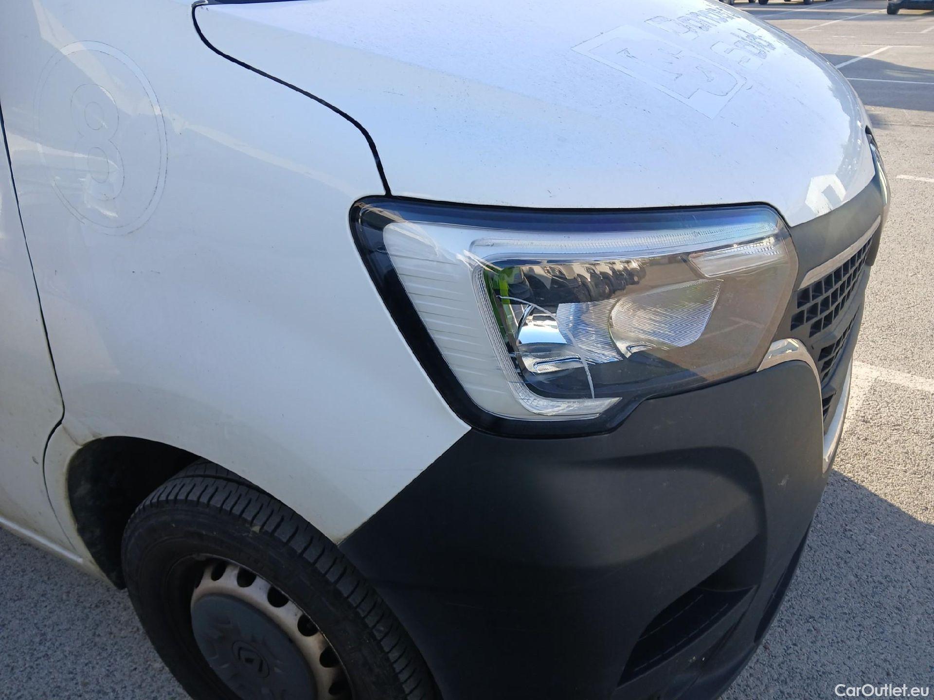  Renault  Master RENAULT  / 2019 / 4P / furgón Furgón T L1H1 3500 Bl dCi 99W (135CV) #7