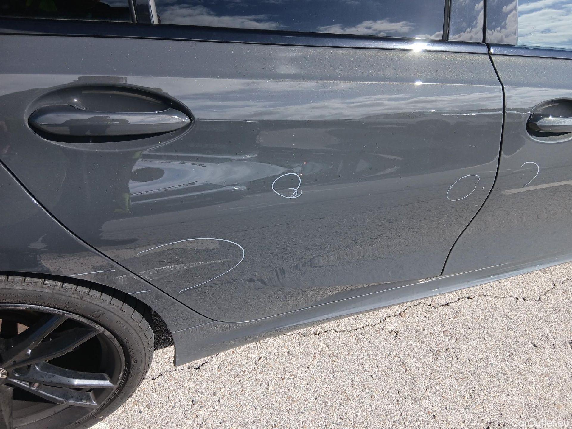  Bmw  Serie 3 BMW  / 2019 / 5P / familiar 320i Auto. Touring #31