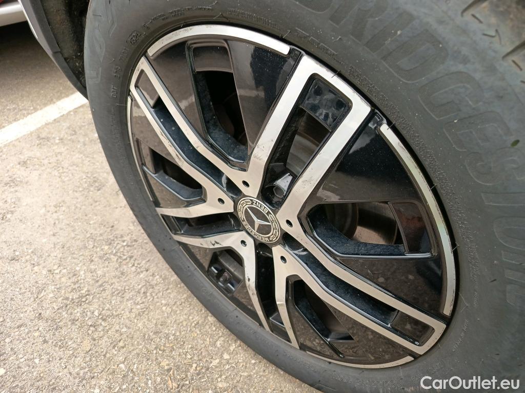  Mercedes  GLA MERCEDES-BENZ  / 2020 / 5P / todoterreno  250 e #26