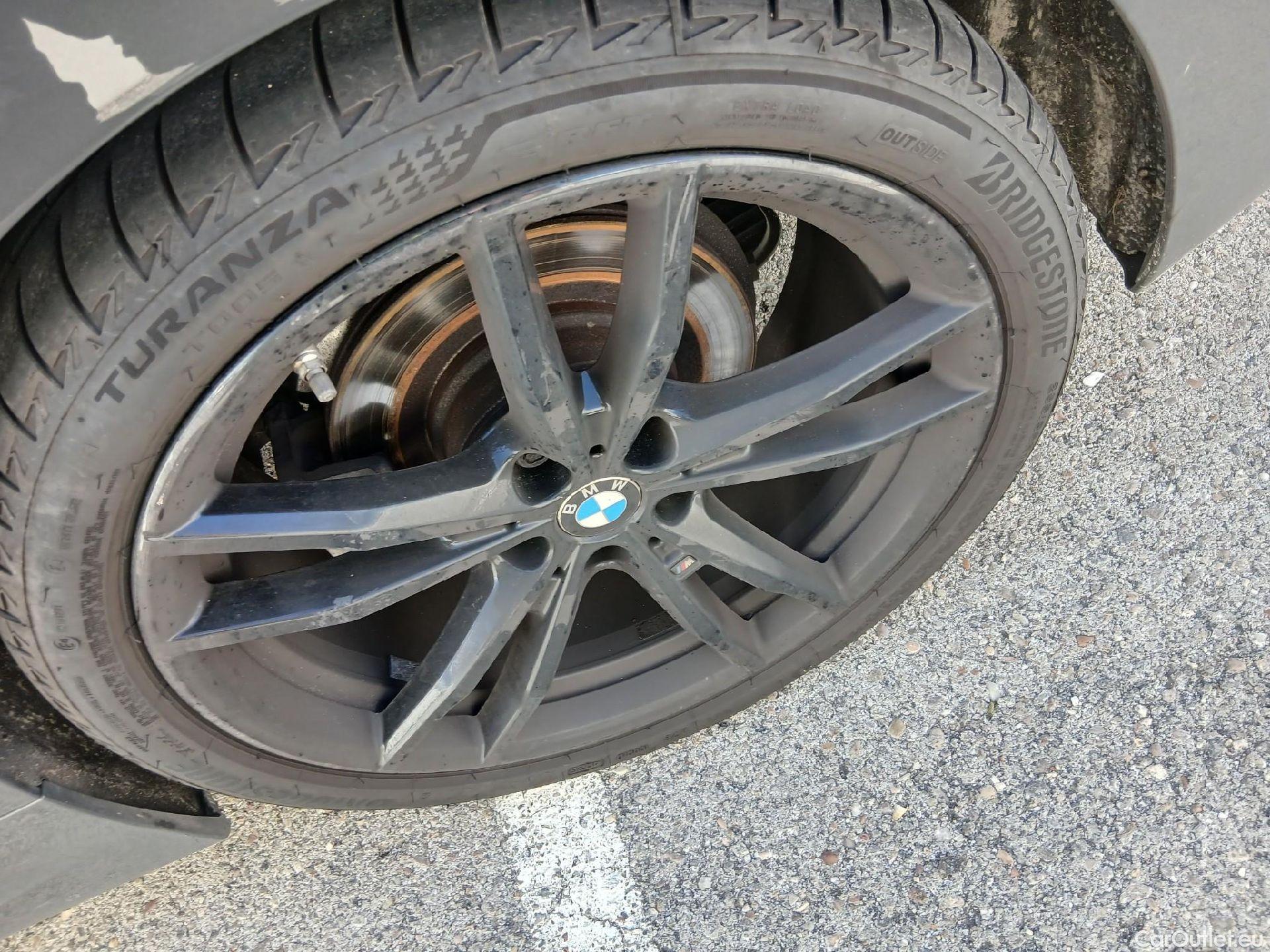 Bmw  Serie 3 BMW  / 2019 / 5P / familiar 320i Auto. Touring #23