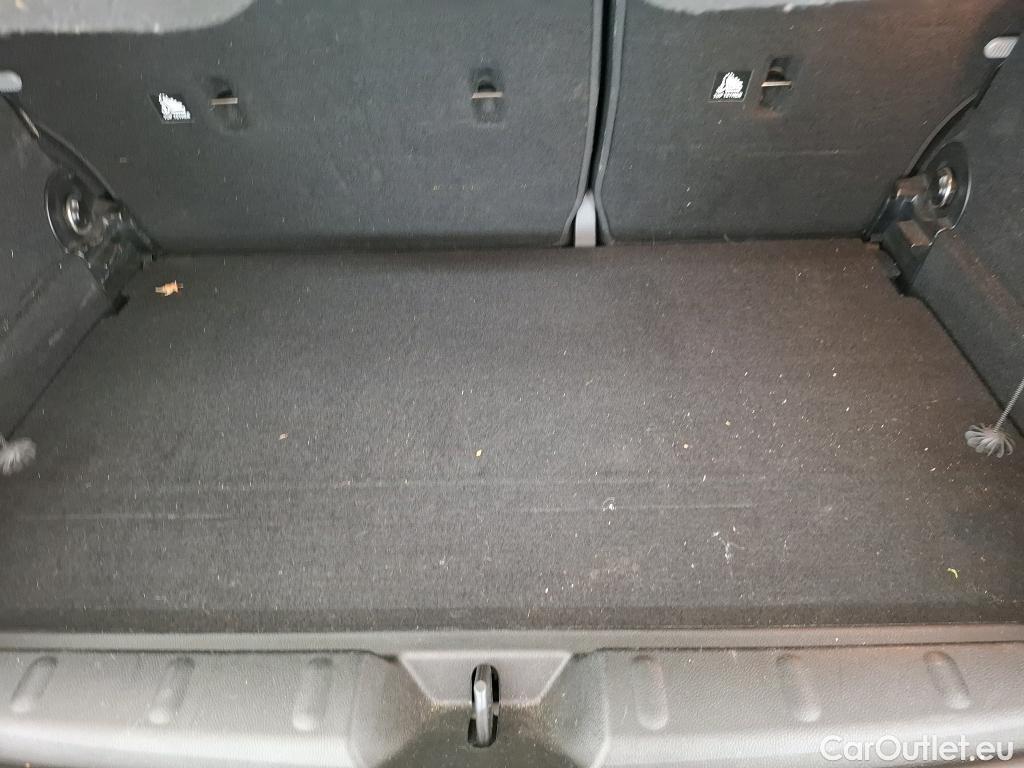  Mini  Cooper MINI Mini / 2021 / 5P / Berline  Essential 136 ch BVA7 #8