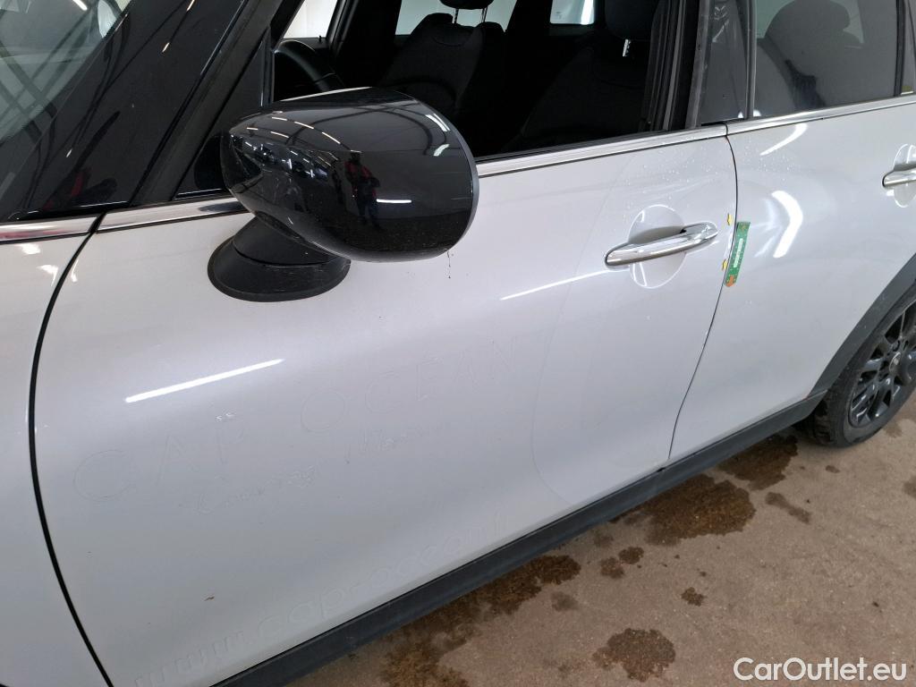  Mini  Cooper MINI Mini / 2021 / 5P / Berline  Essential 136 ch BVA7 #4