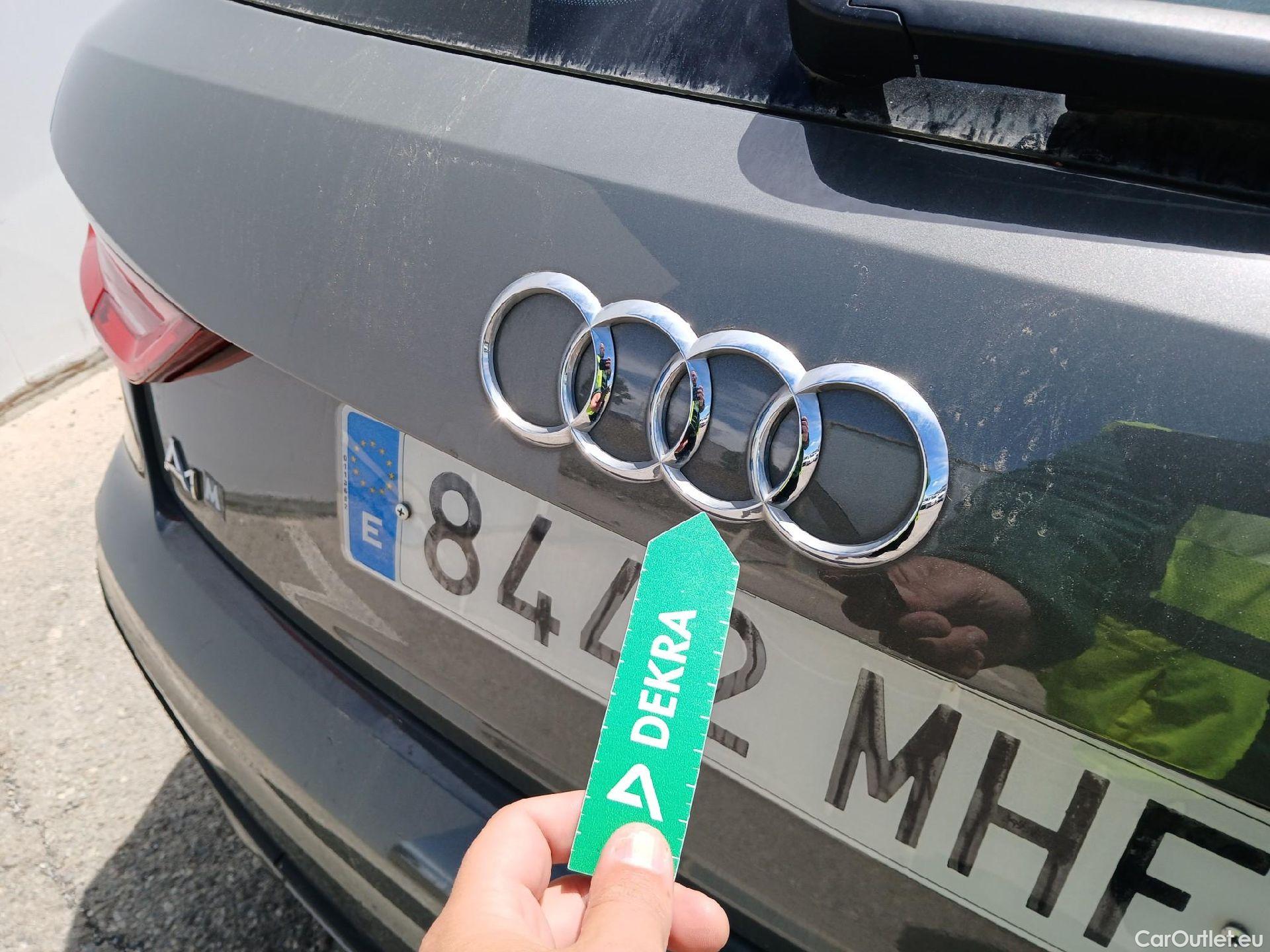  Audi  A1 Sportback AUDI A1 / 2018 / 5P / berlina con portón Sportback Adrenalin 30 TFSI 81kW (110CV)(SP)(AC3) #26