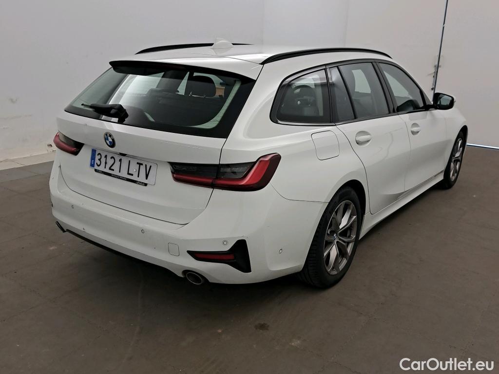  Bmw  Serie 3 BMW  / 2019 / 5P / familiar 318d Auto.Touring #3