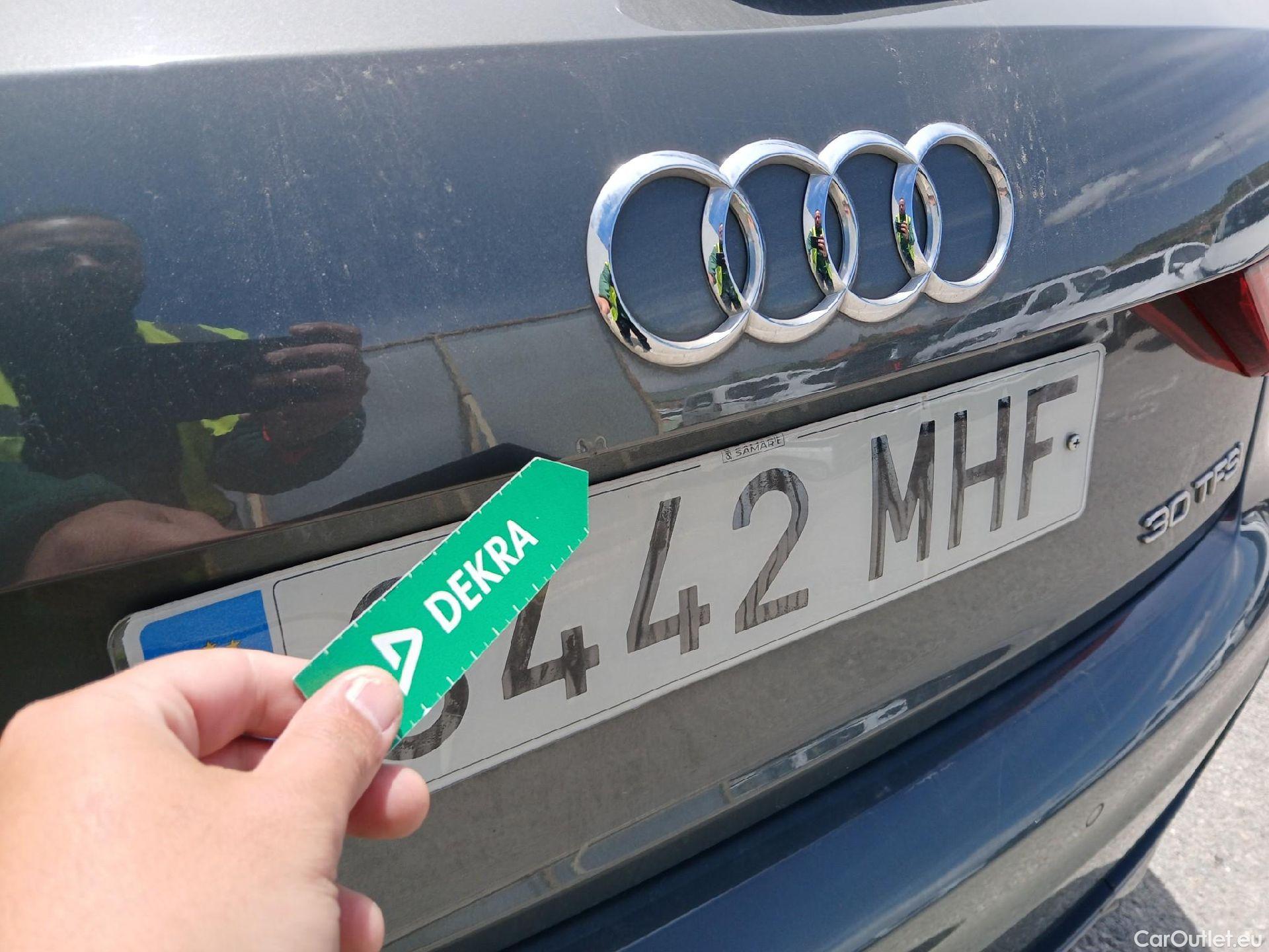  Audi  A1 Sportback AUDI A1 / 2018 / 5P / berlina con portón Sportback Adrenalin 30 TFSI 81kW (110CV)(SP)(AC3) #25