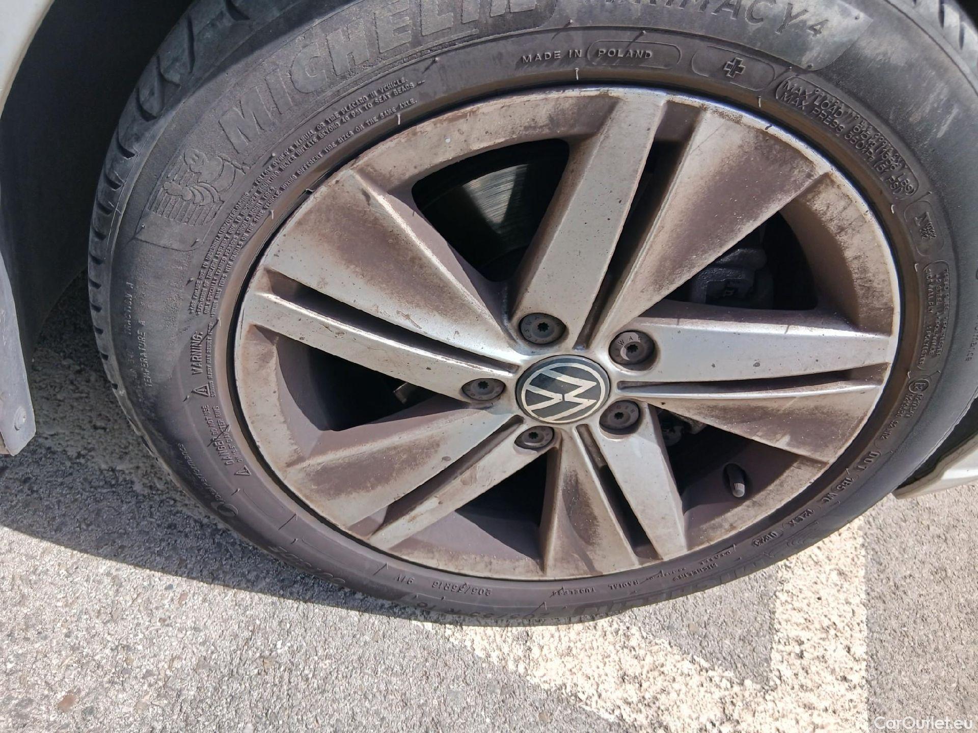  Volkswagen  Golf  VOLKSWAGEN 1.0 TSI 110 CV #37