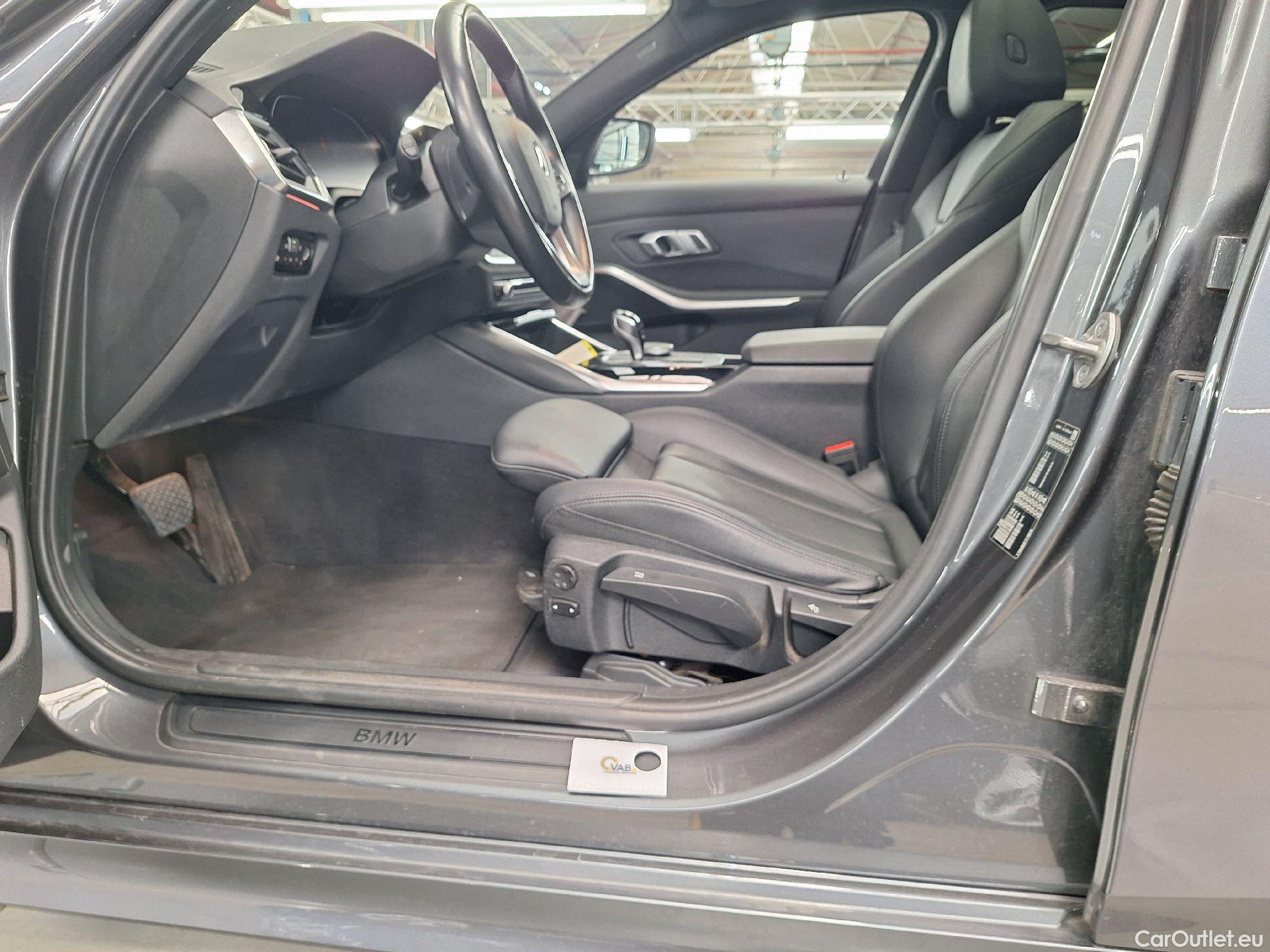  Bmw  Serie 3 BMW, 3-serie '18, BMW 3 Reeks Berline 318dA (110 kW) 4d #23