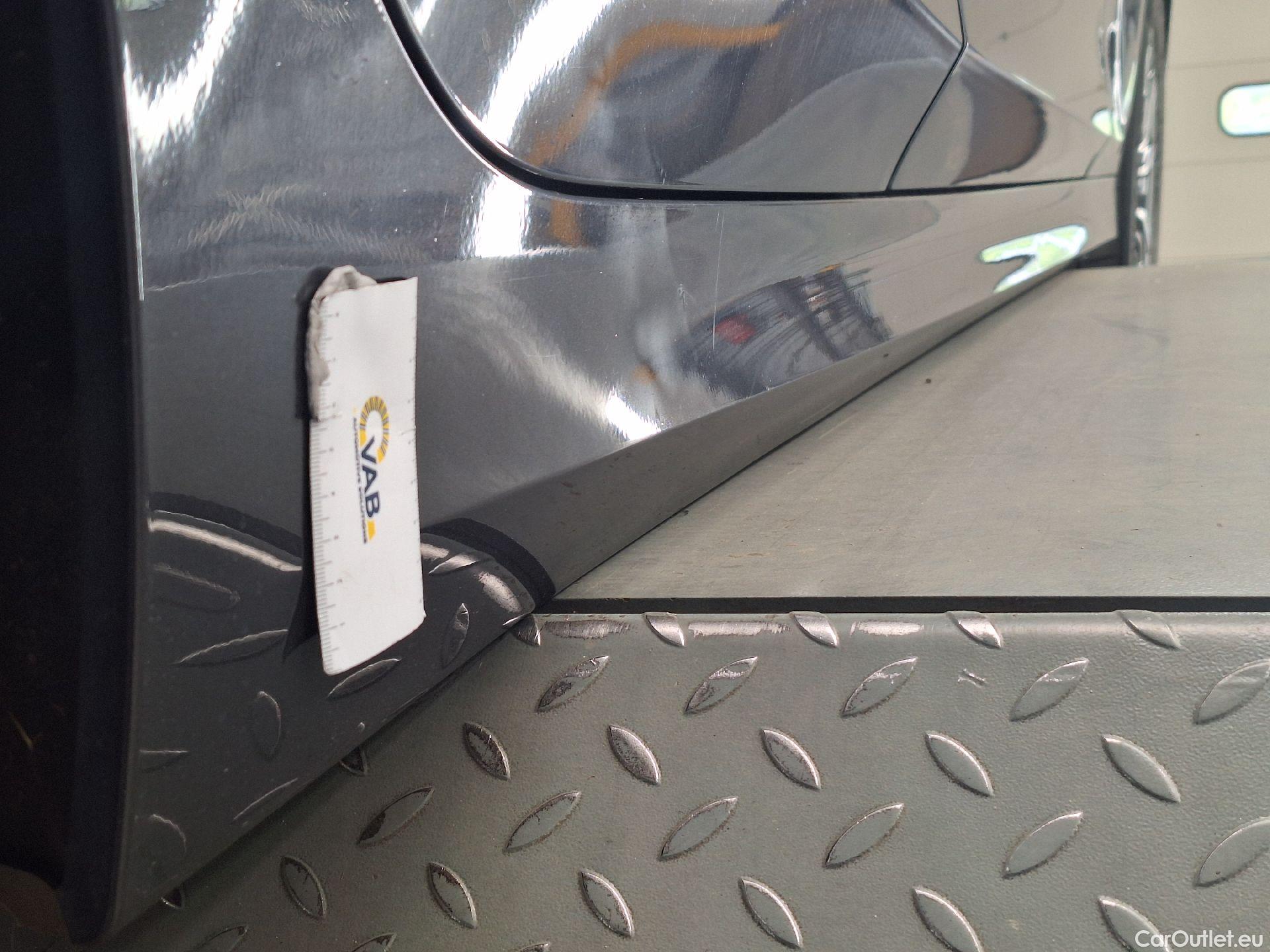  Bmw  Serie 3 BMW, 3-serie Touring '18, BMW 3 Reeks Touring 318dA (110 kW) 5d #29