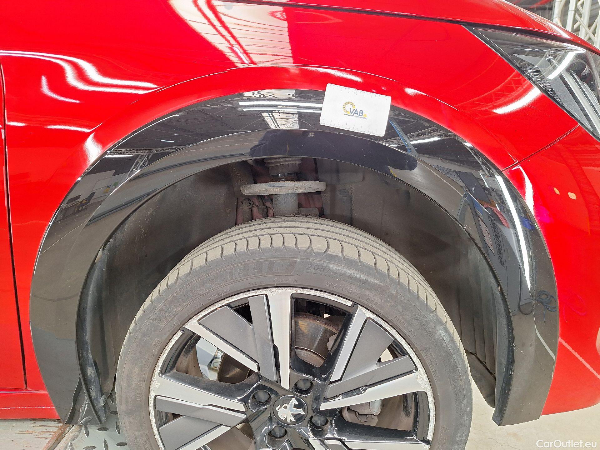  Peugeot  208 Peugeot,  '19, Peugeot  1.2 PureTech 100 MAN6 S&S ?6.3 GT Line #68
