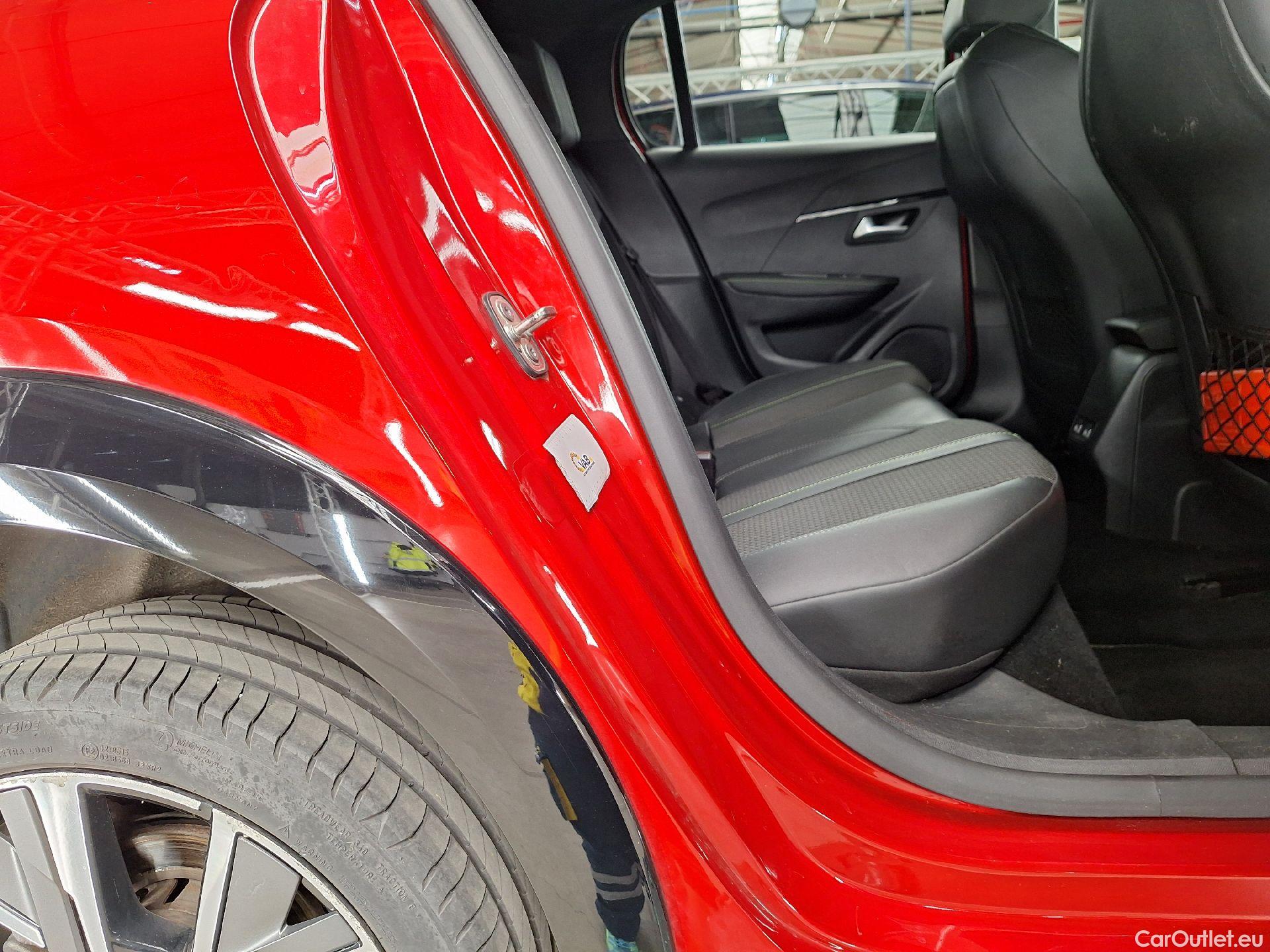 Peugeot  208 Peugeot,  '19, Peugeot  1.2 PureTech 100 MAN6 S&S ?6.3 GT Line #64