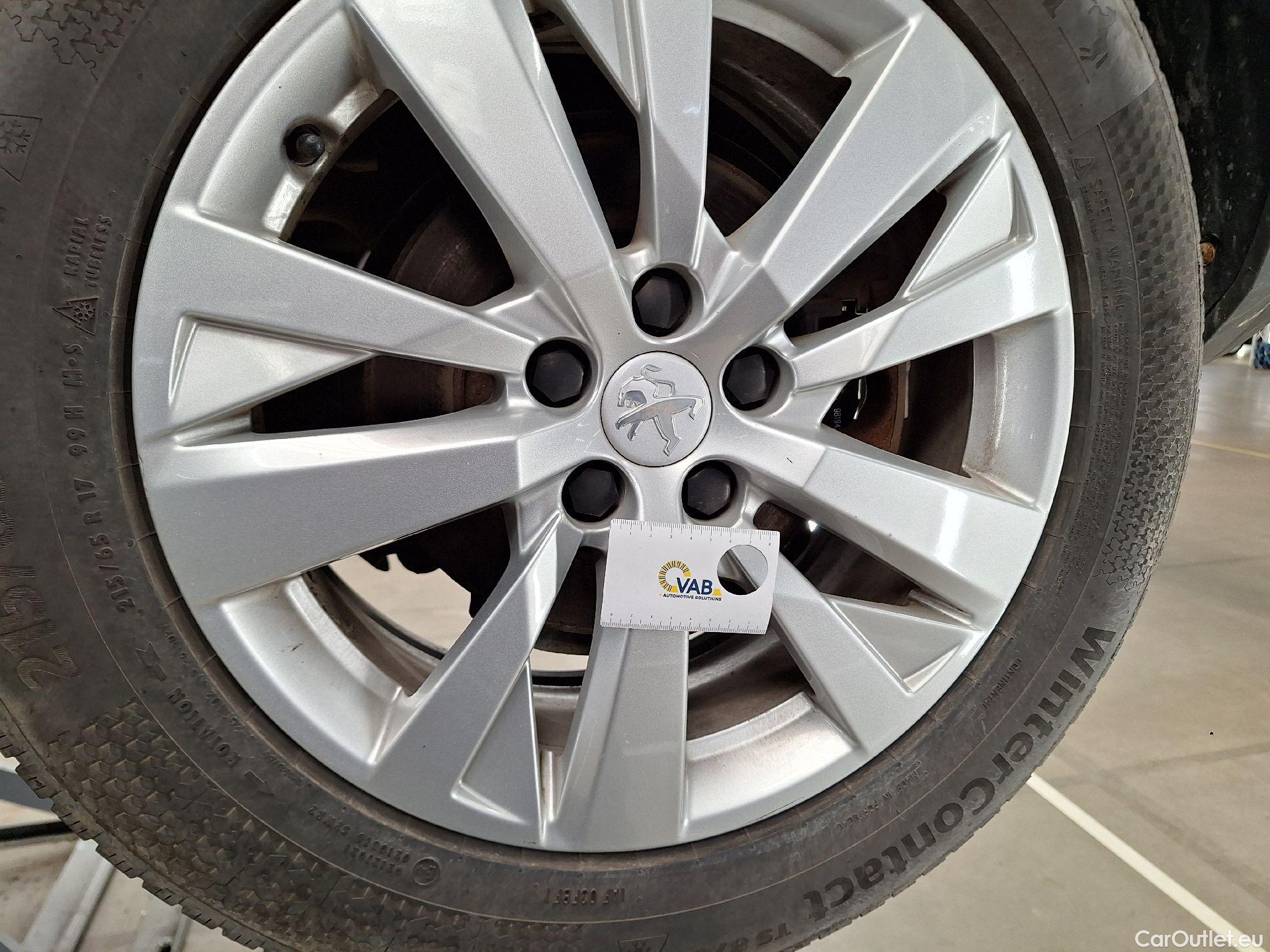  Peugeot  3008 Peugeot,  FL'20, Peugeot  1.2 PureTech 96kW S&S Auto Active Pac #27