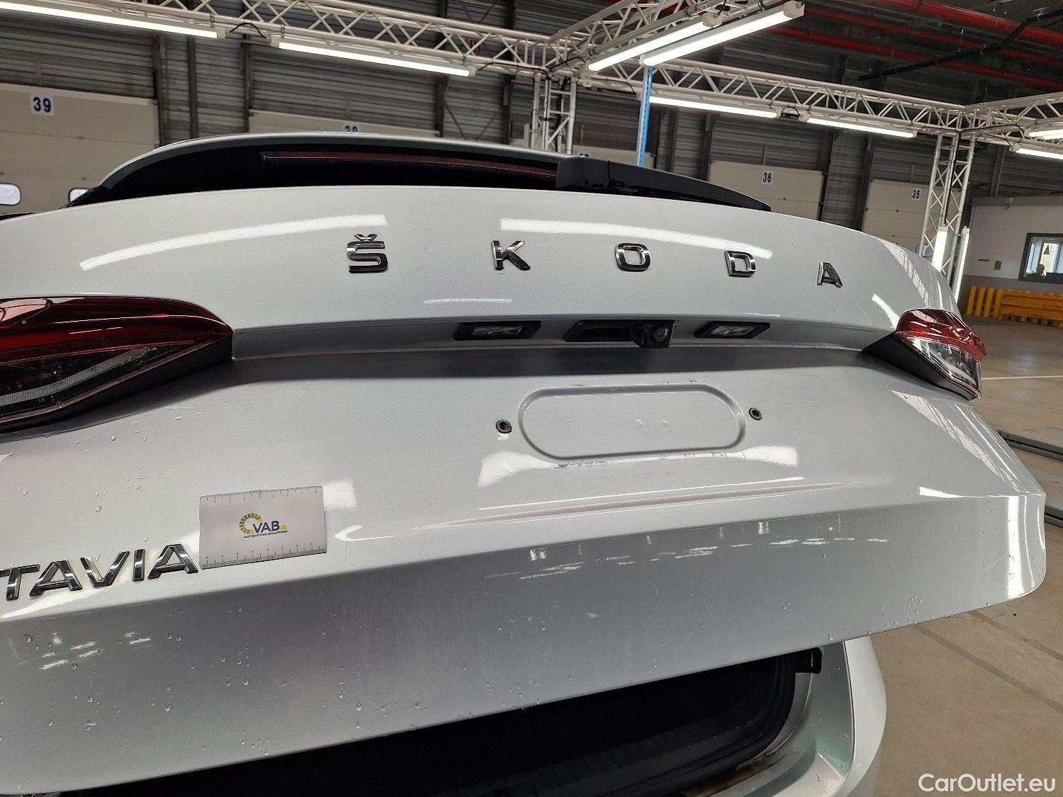  Skoda  Octavia Skoda,  Combi '20, Skoda  Combi 2.0 CRTDI 85kW Ambition 5d #47