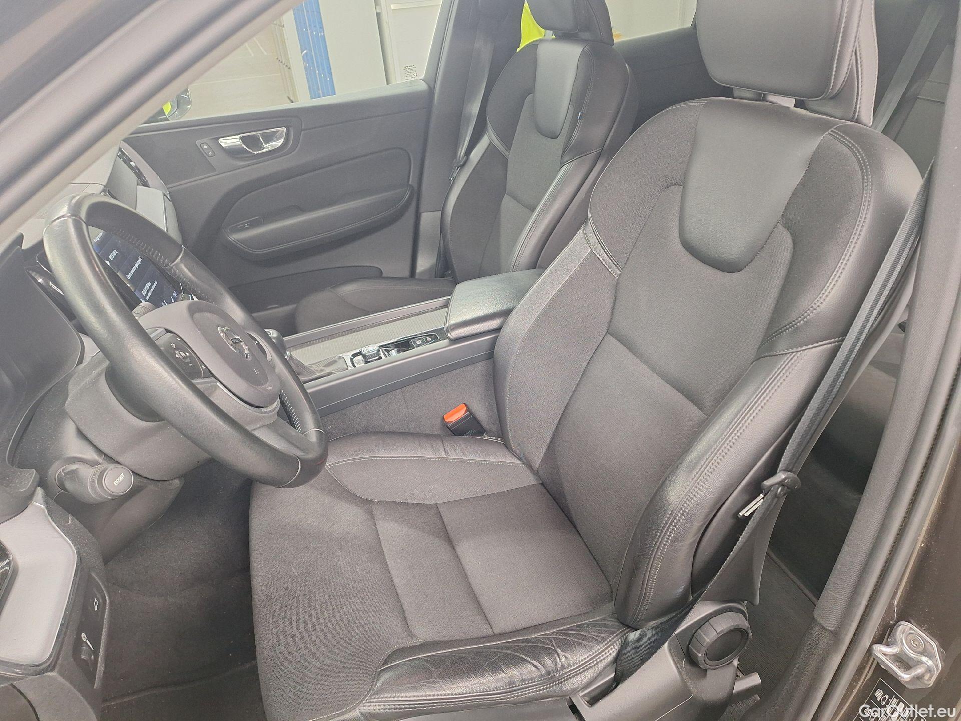  Volvo  XC60 Volvo,  '17, Volvo  D4 120kW Geartronic Momentum Pro 5d #15