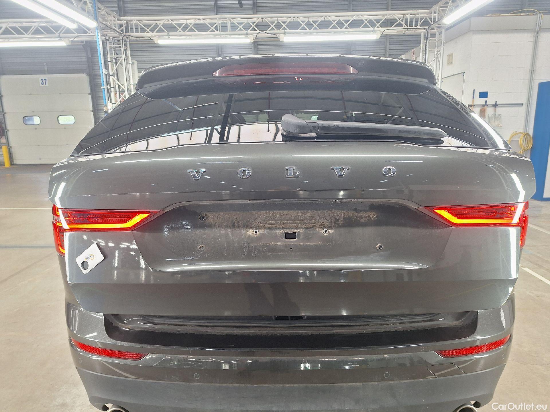  Volvo  XC60 Volvo,  '17, Volvo  D4 120kW Geartronic Momentum Pro 5d #27