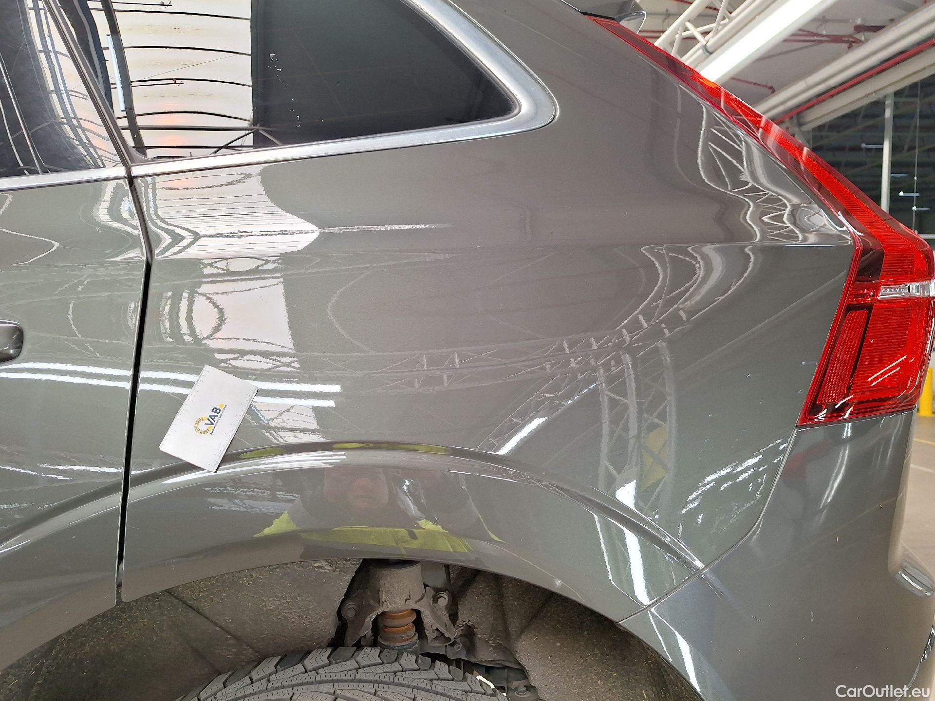  Volvo  XC60 Volvo,  '17, Volvo  D4 120kW Geartronic Momentum Pro 5d #48
