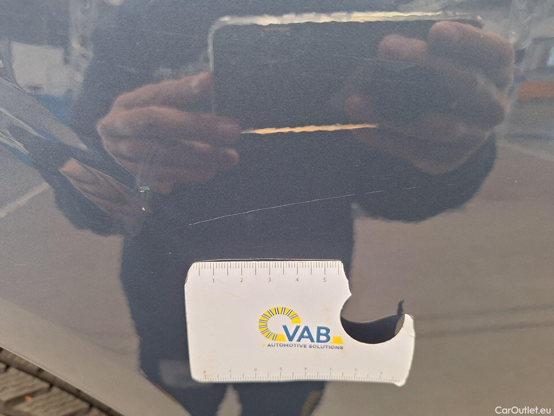  Volvo  XC60 Volvo,  FL'21, Volvo  B4 D Geartronic Momentum Pro 5d #39