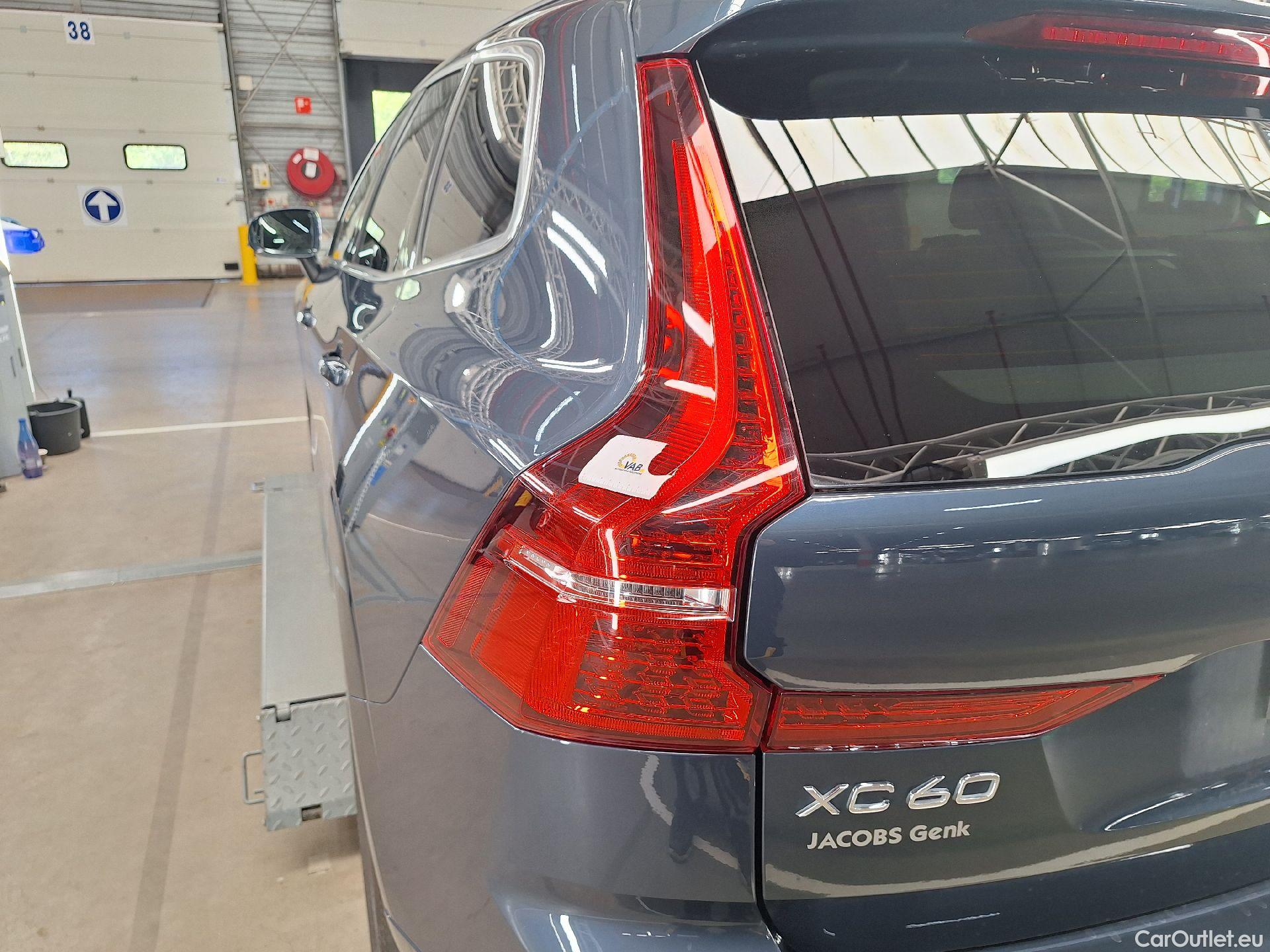  Volvo  XC60 Volvo,  FL'21, Volvo  B4 D Geartronic Momentum Pro 5d #6