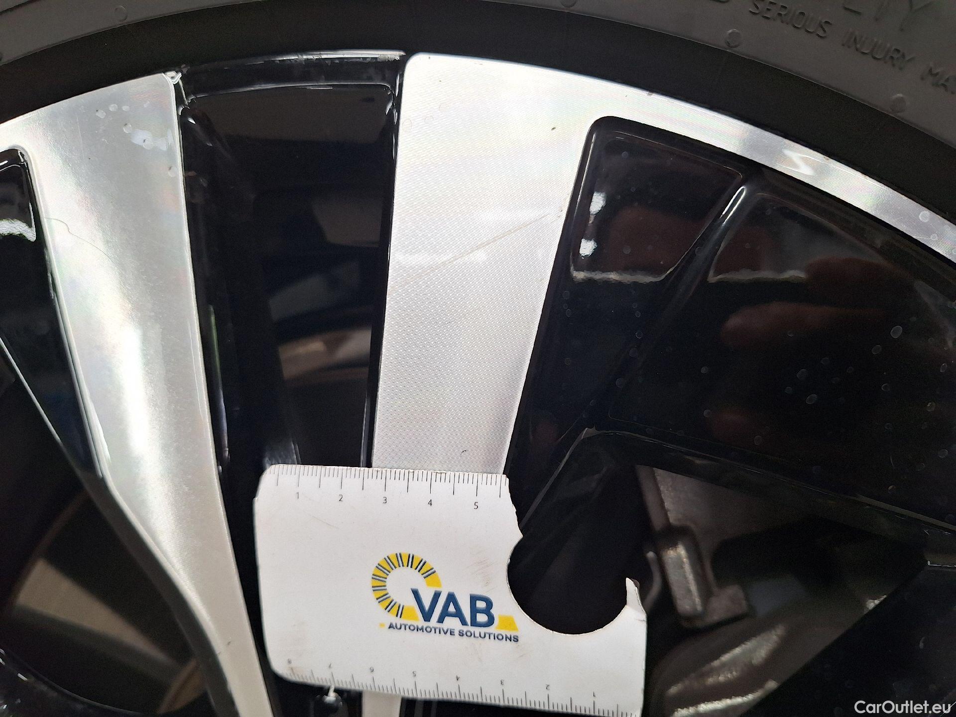  Volvo  XC60 Volvo,  FL'21, Volvo  B4 D Geartronic Momentum Pro 5d #54
