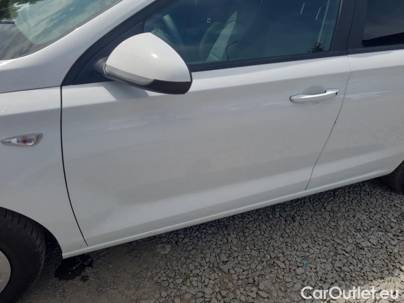  Hyundai  i30   cw (PD)(2017->)  kom. TGDI 120 Start Plus #2