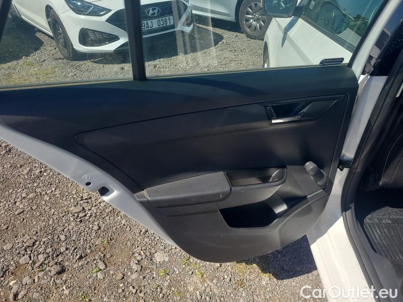  Skoda  Fabia  Combi (2015)  Com.1.0TSI 70 Ambition #23