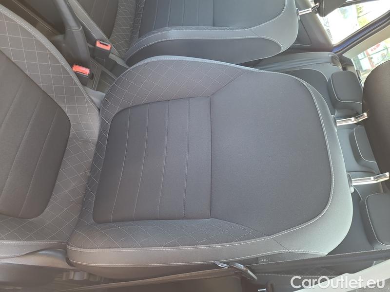  Skoda  Fabia  Combi (2015) Com.1.0TSI 70 Ambition 5d #14