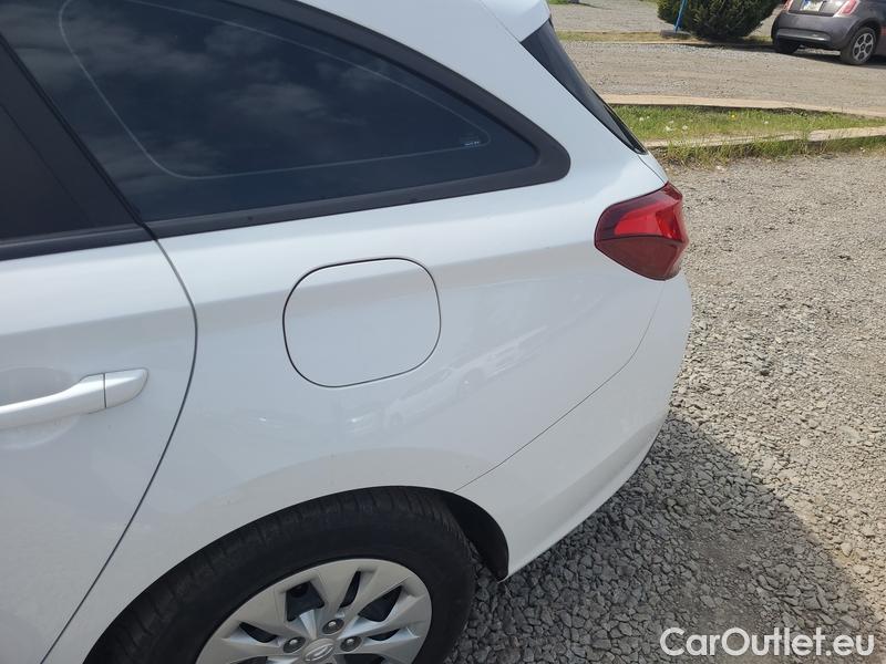  Hyundai  i30   cw (PD)(2017->)  kom. TGDI 120 Start Plus #3