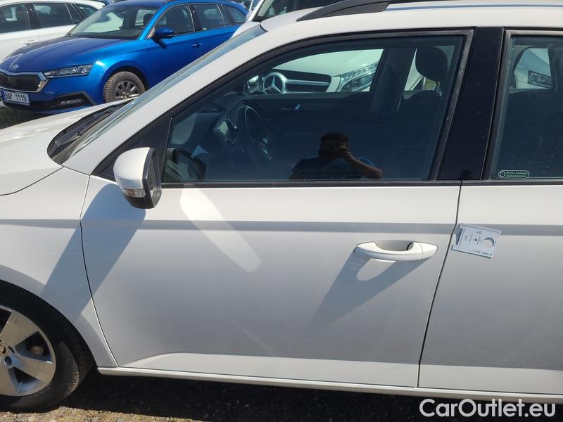  Skoda  Fabia  (PJ3) (2021)  Com.1.0TSI 70 Ambition #4