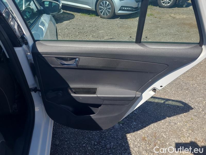  Skoda  Fabia  Combi (2015)  Com.1.0TSI 70 Ambition #16