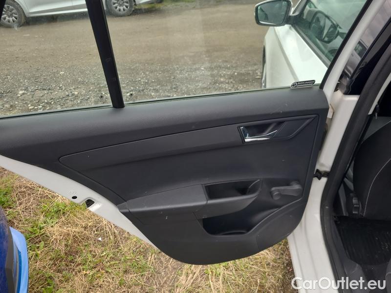  Skoda  Fabia  Combi (2015)  Com.1.0TSI 70 Ambition #8