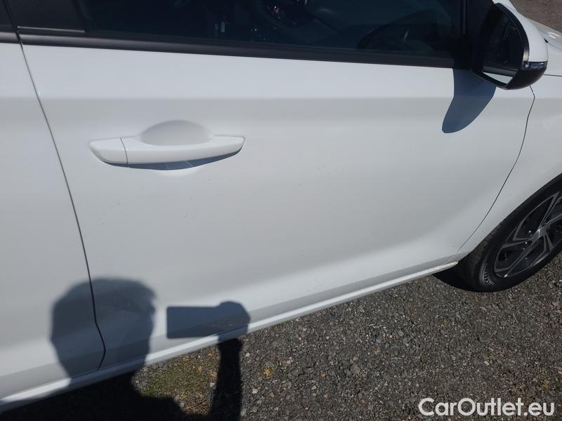  Hyundai  i30   cw (PD)(2017->)  kom.1.0TGDI Family Comf AT #9
