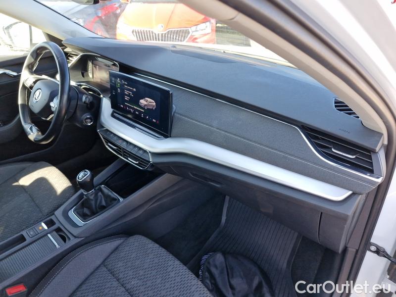  Skoda  Octavia  Combi (NX3)(2020) Oct.Combi 2.0TDI 85 Style #34