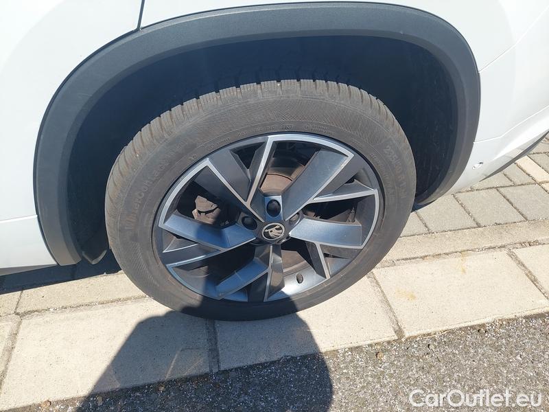  Skoda  Kodiaq  (2016)  2.0TSI 140 Sp.L. 4x4 AT #1