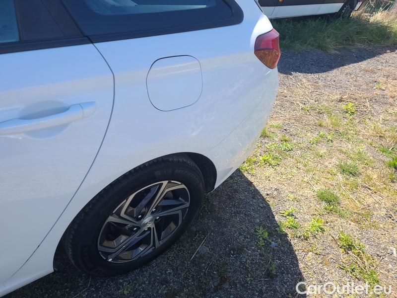  Hyundai  i30   cw (PD)(2017->)  kom.1.0TGDI Family Comf AT #6