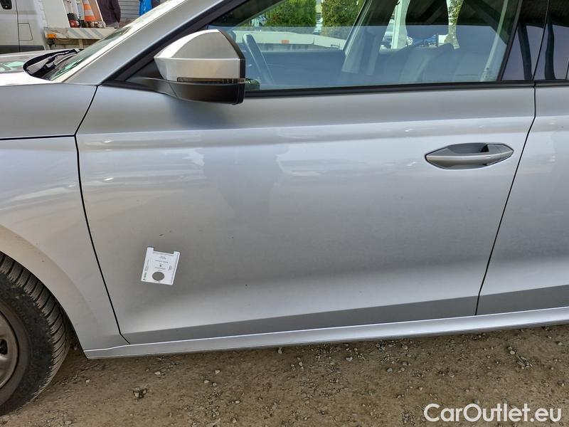  Skoda  Octavia  Combi (NX3)(2020) Oct.C.2.0TDI 110 4x4 Ambit AT #4